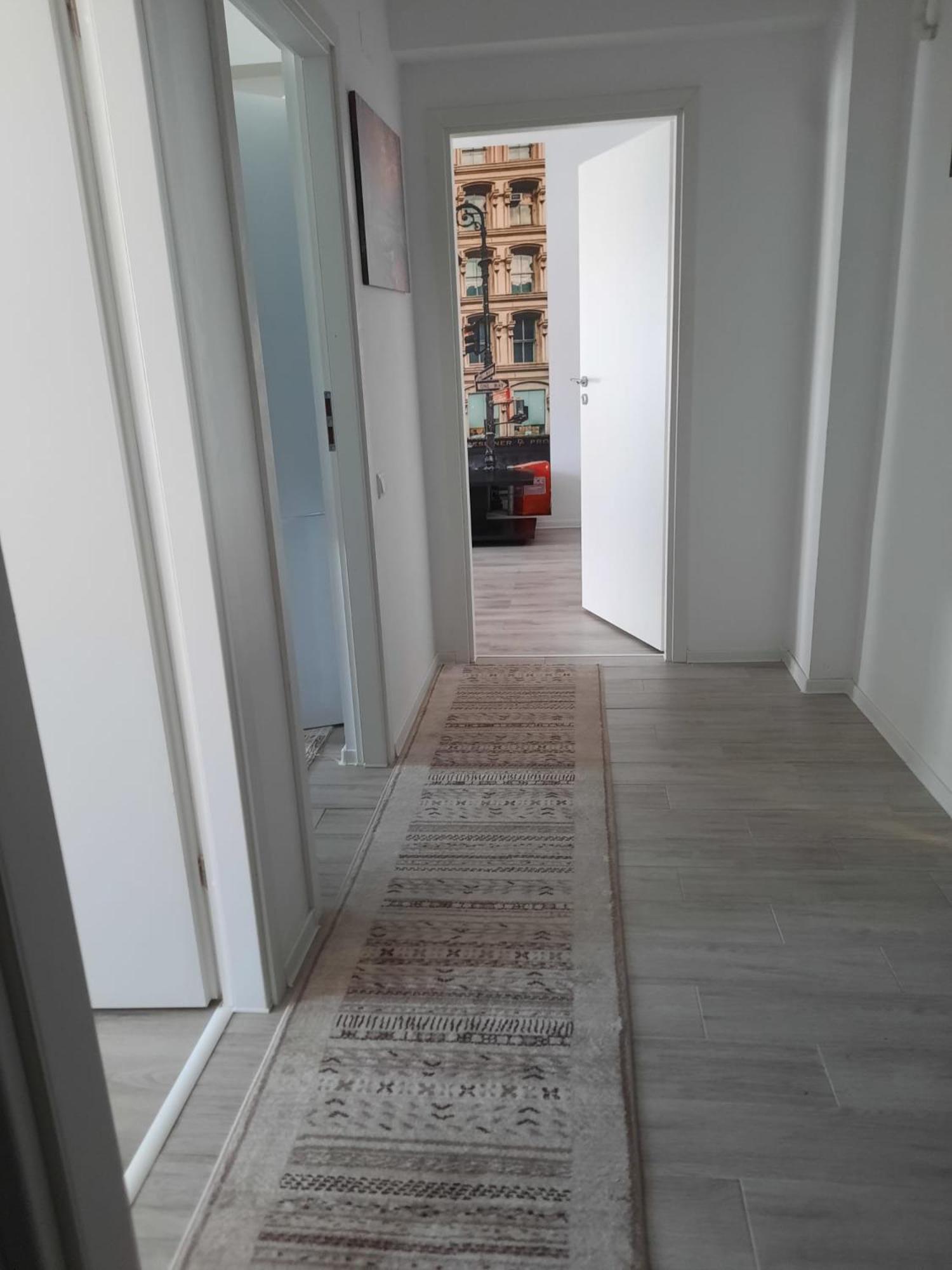 Cazare Apartament 2 Camere Decomandat Militari Chiajna エクステリア 写真